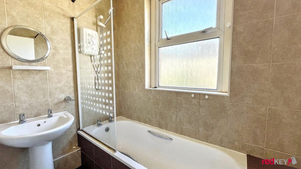 Additional image 10 of 3 bed end terrace house to rentGrafton Road, Newport NP19