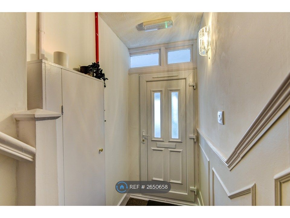 Additional image 2 of 5 bed maisonette to rentStocker Road, Bognor Regis PO21