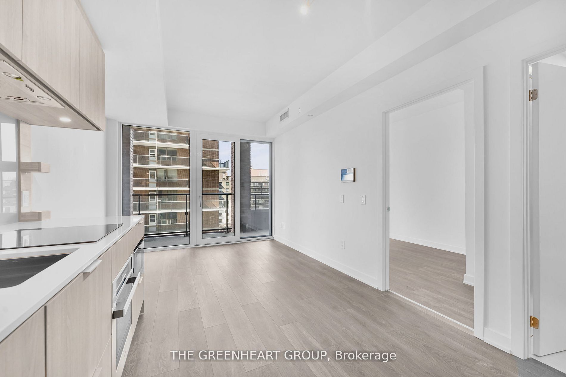 Additional image 3 of 512-28 Ann Street, Mississauga, ON, L5G 0E1