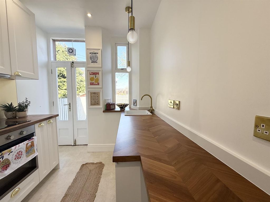 Additional image 14 of 2 bed flat for saleAnnan Road, Dumfries DG1