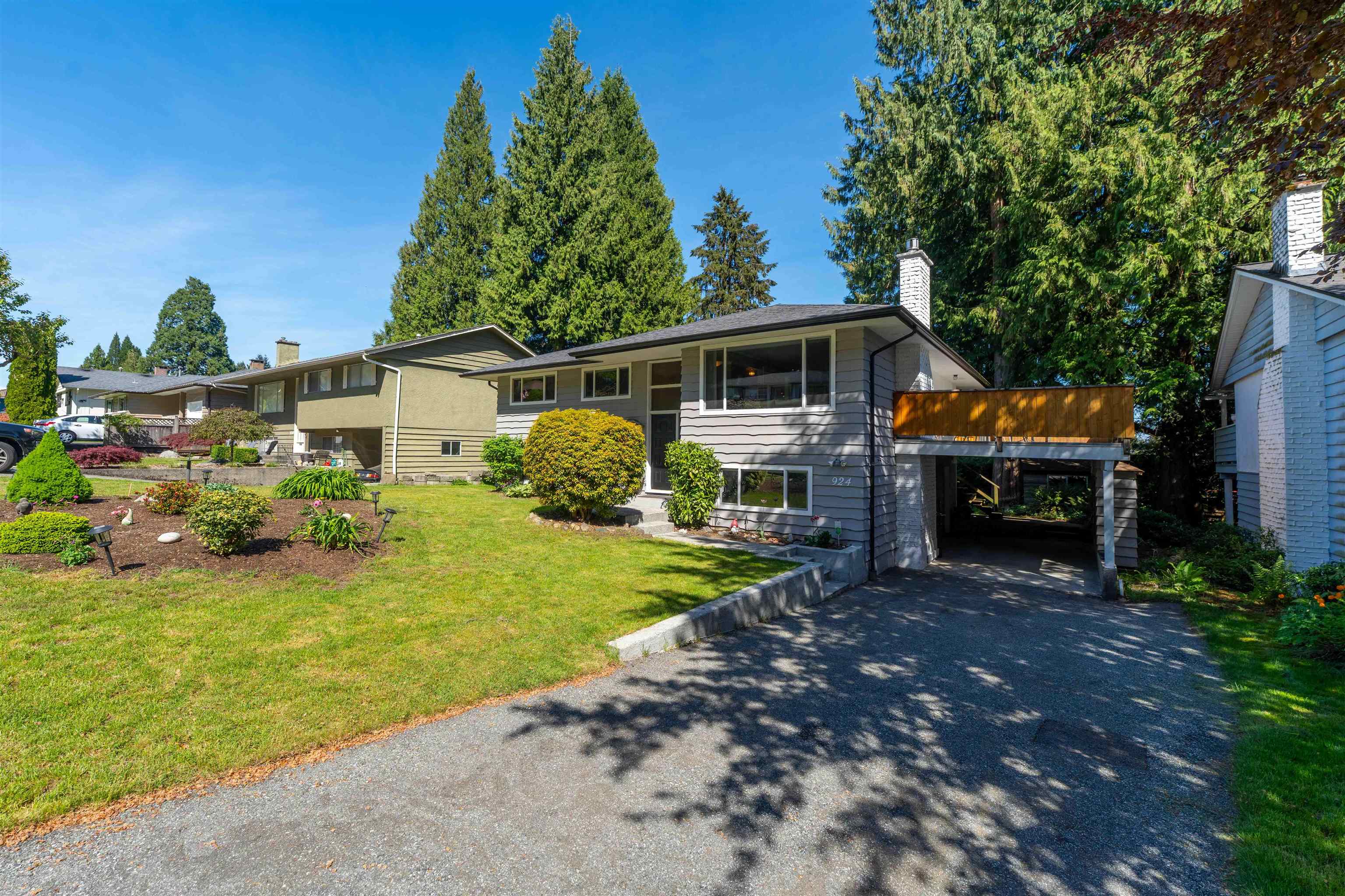 Additional image 3 of 924 Garrow Drive, Port Moody, BC, V3H 1H9
