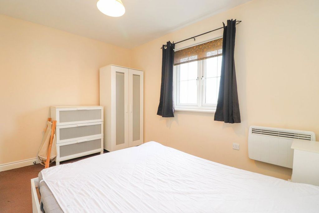 2 bed flat to rentLowry Gardens, Carlisle CA3 photo 5