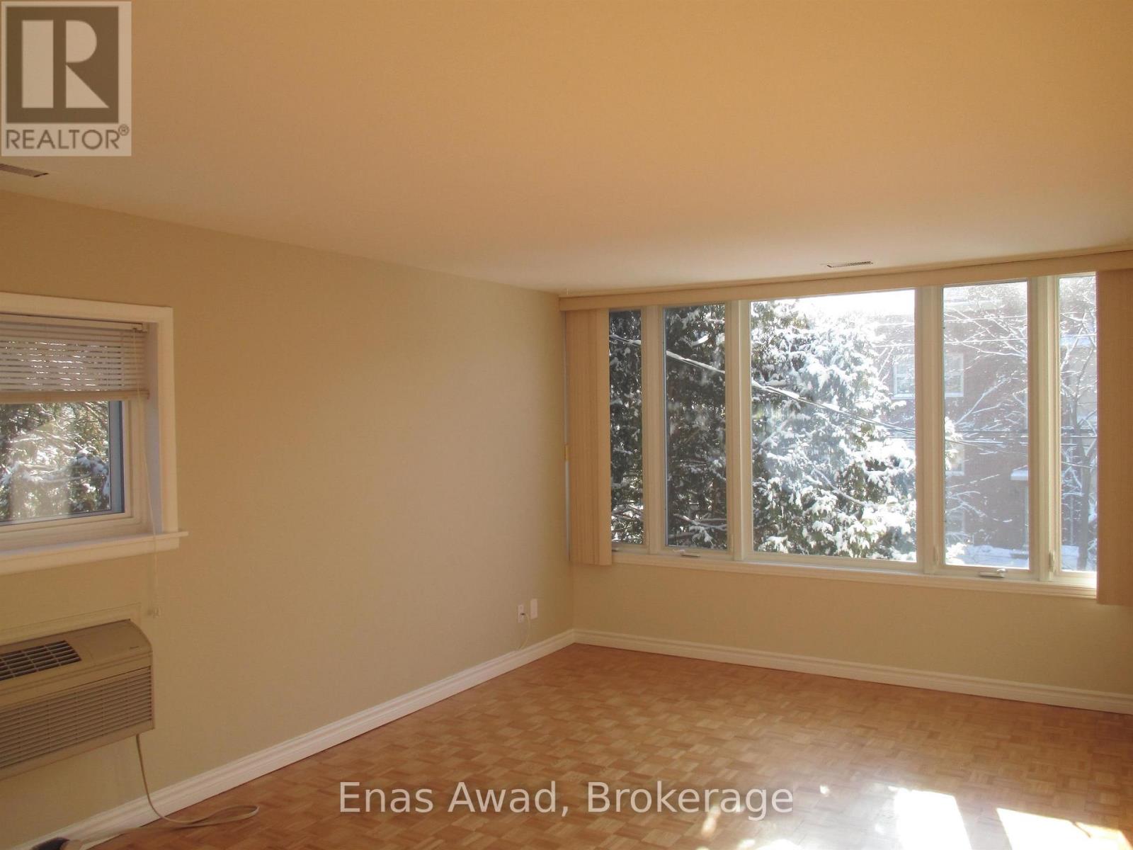 Additional image 4 of 3-111 Crichton Street, Ottawa, ON, K1M1V8