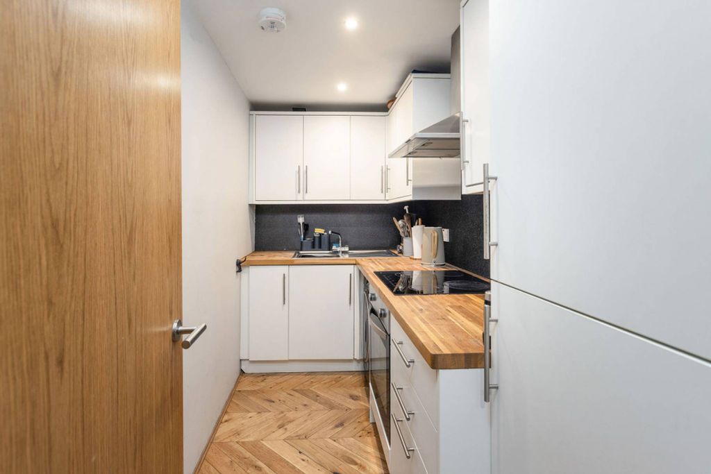 Additional image 5 of 2 bed flat for saleLinks Gardens, Leith Links, Edinburgh EH6