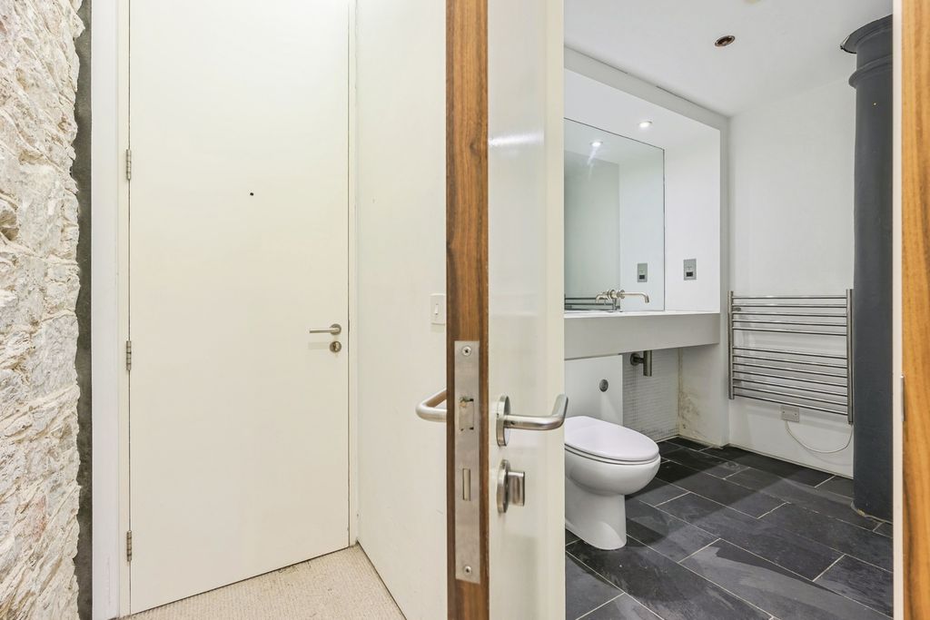 Additional image 11 of 1 bed flat for saleRoyal William Yard, Plymouth, Devon PL1