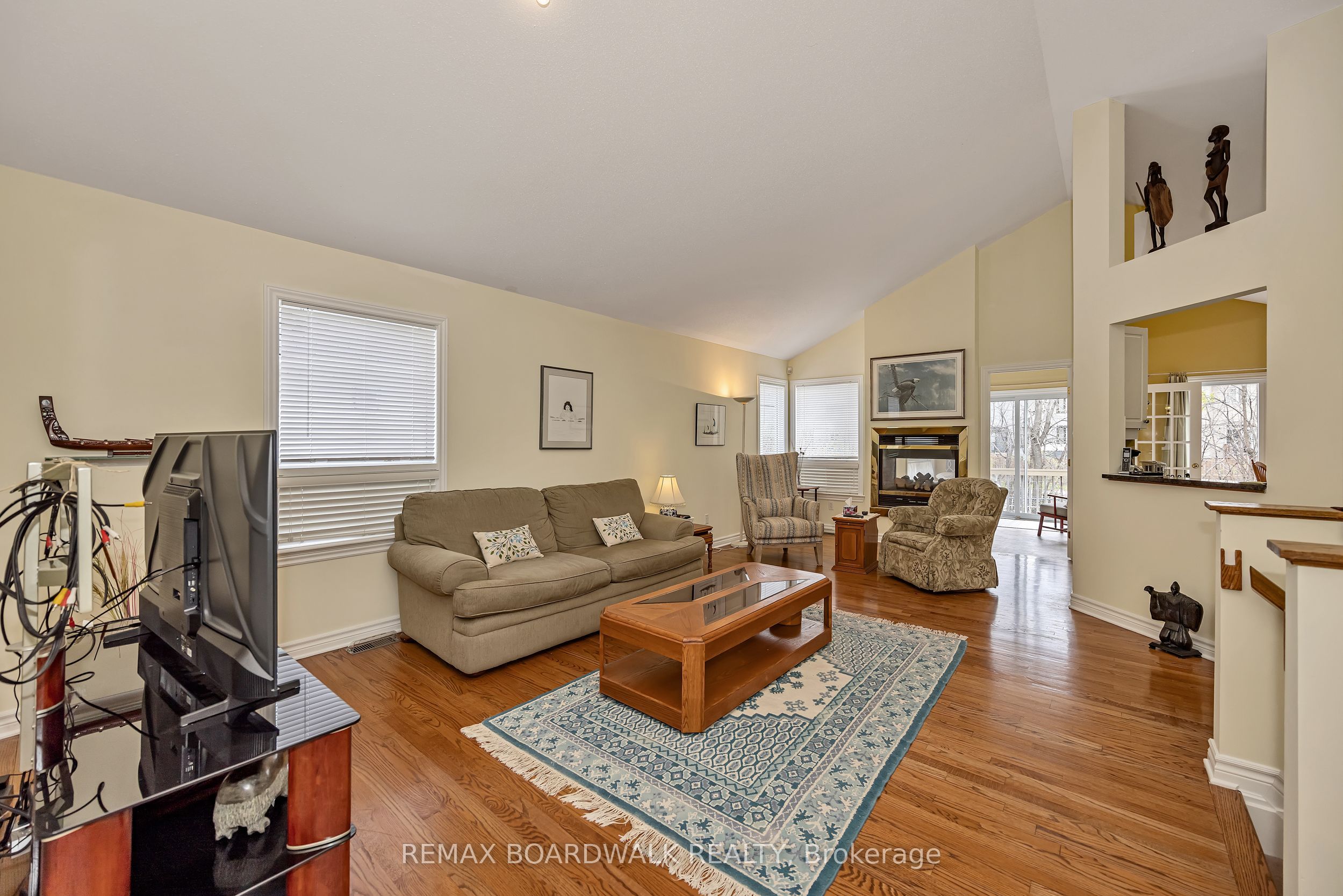 Additional image 6 of 18 Fieldcrest Avenue, Ottawa, ON, K2J 4W7