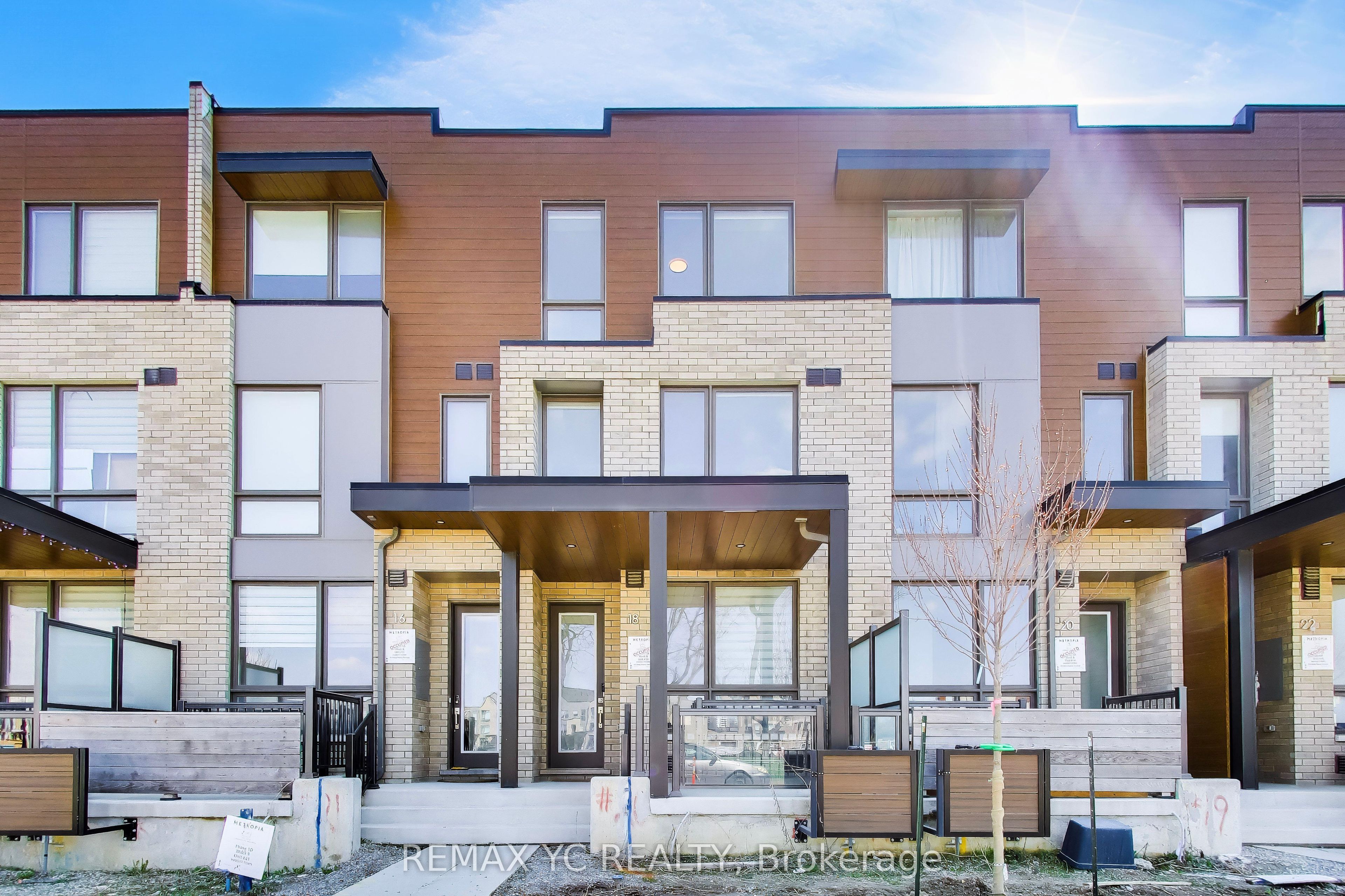 18 Deep Roots Terrace, Toronto, ON, M6A 0G1