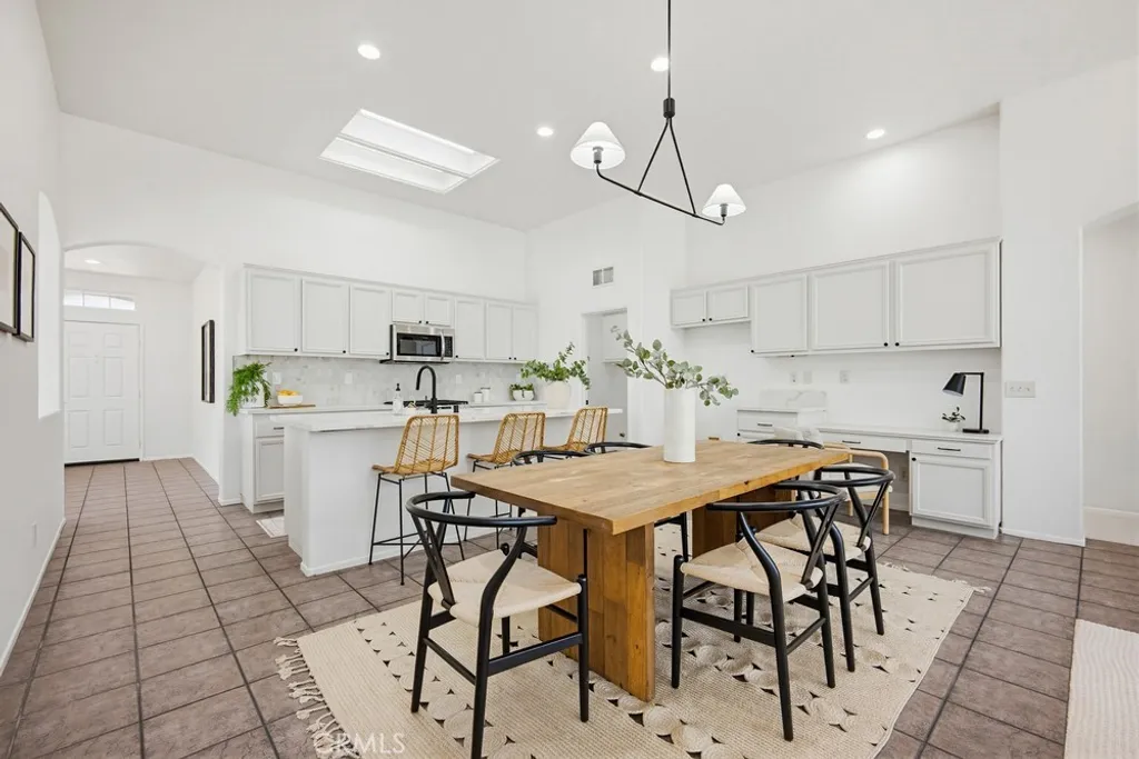 Additional image 7 of 891 E Cottonwood Street, Ontario, CA 91761