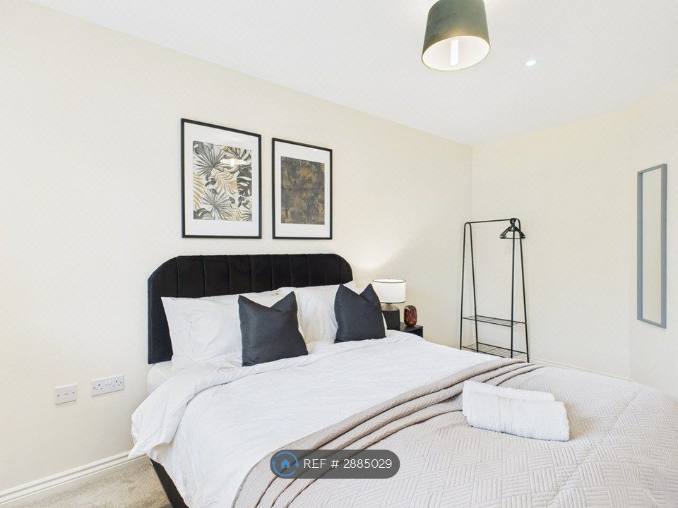 Additional image 9 of 2 bed flat to rentCorinne Court, Cheltenham GL51