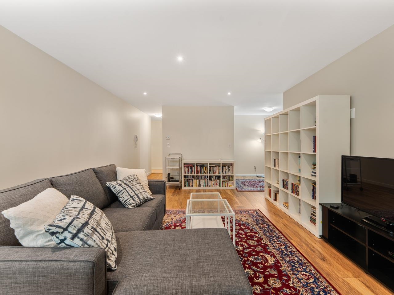 Additional image 3 of 305-1611 3rd Street E, Vancouver, BC, V5N 1H1