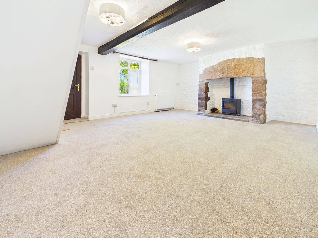 5 bed detached house to rentDevauden NP16 photo 3
