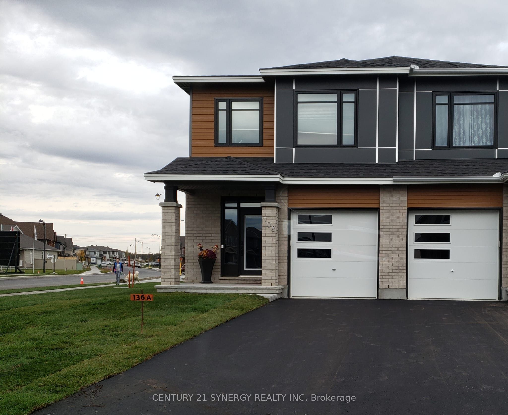 708 Taliesin Crescent, Ottawa, ON, K2S 2K6