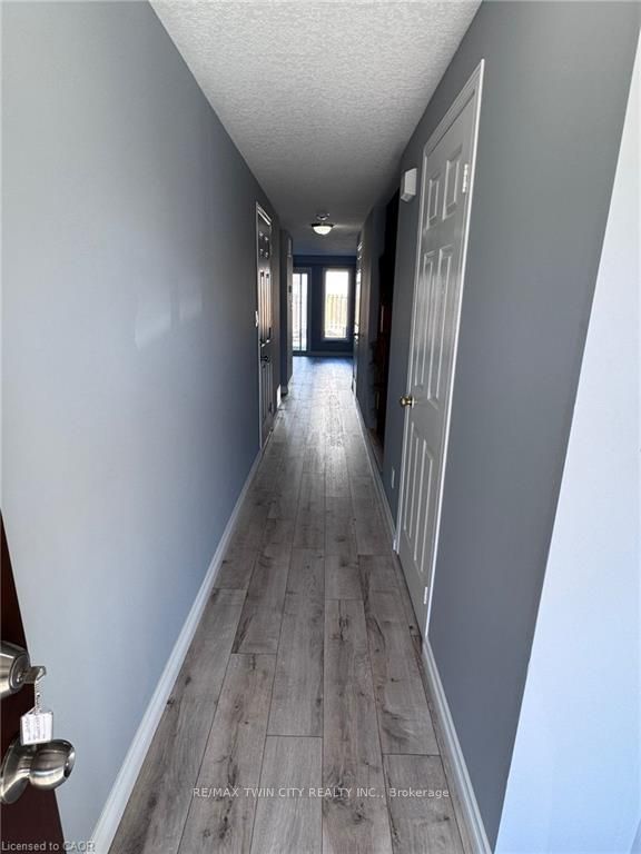 135 Donnenwerth Drive, Kitchener, ON, N2E 4C8 photo 3
