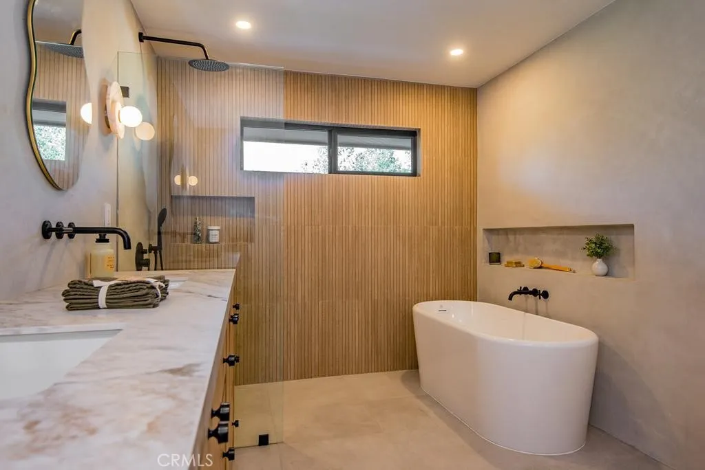 Additional image 114 of 24245 Hatteras St, Woodland Hills, CA 91367