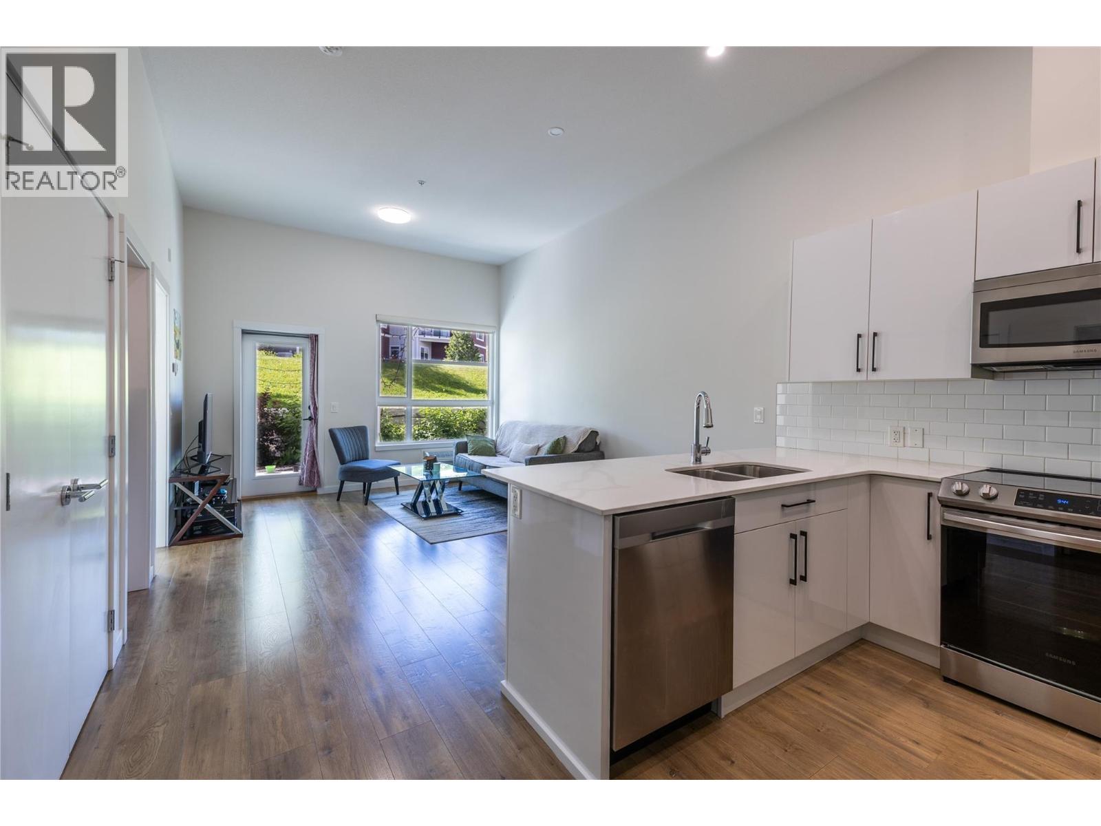 Additional image 3 of 107-1880 Hugh Allan Drive, Kamloops, BC, V1S0E8