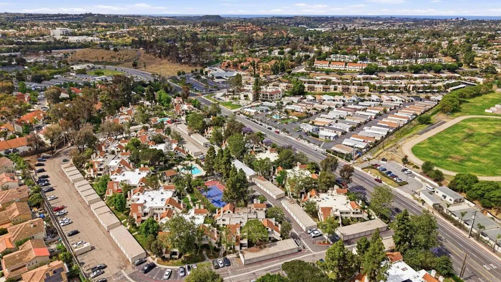 Additional image 27 of 341 N Melrose Drive Unit E, Vista, CA 92083