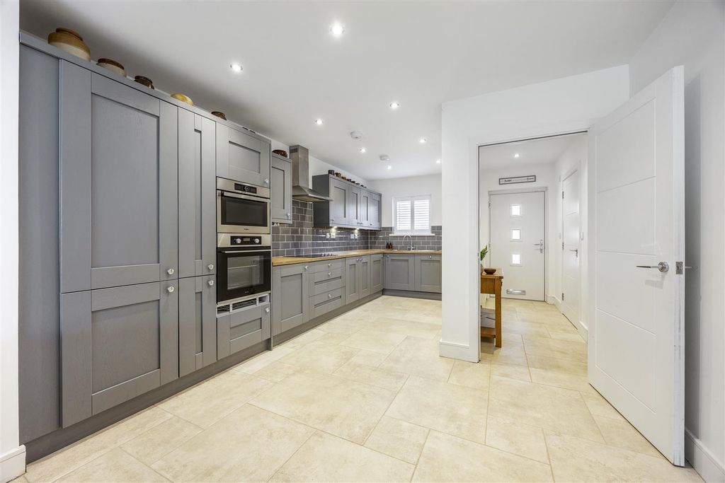 Additional image 2 of 3 bed terraced house for saleBishops Cleeve, Cheltenham GL52