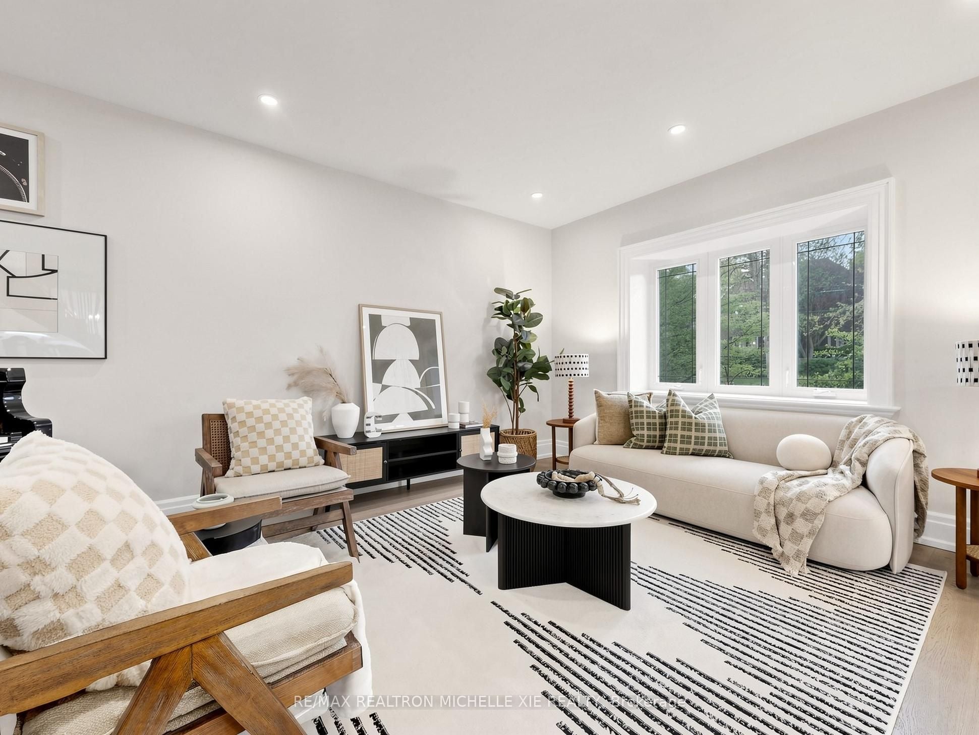 Additional image 4 of 15 Strathallan Boulevard, Toronto, ON, M5N 1S8