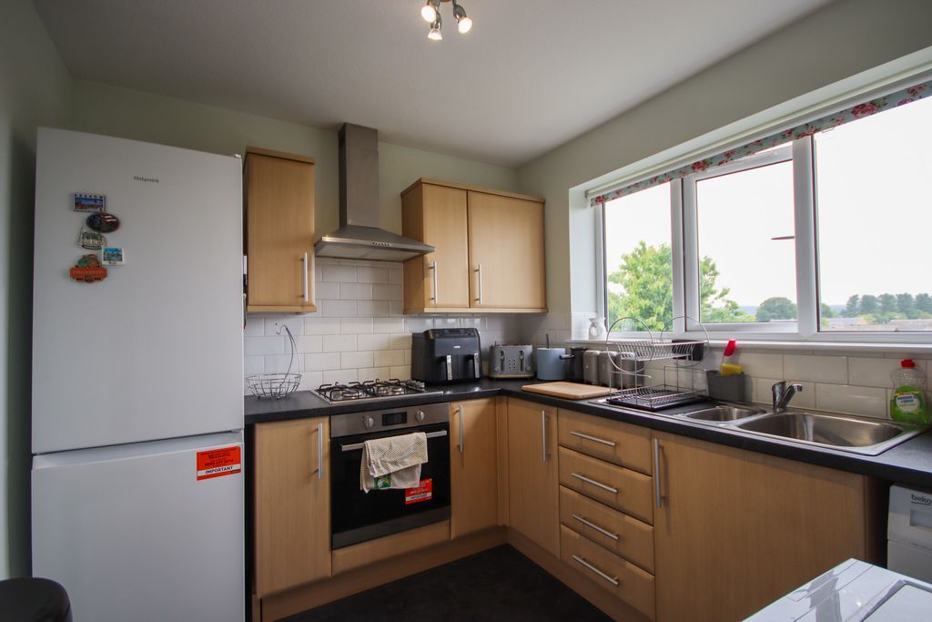 Additional image 4 of 2 bed flat to rentBailies Drive, Elgin, Moray IV30