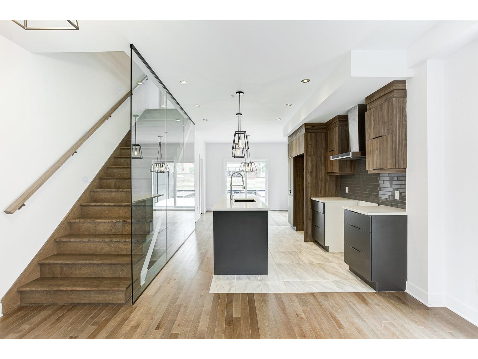 4750 Rue des Francs-Bourgeois