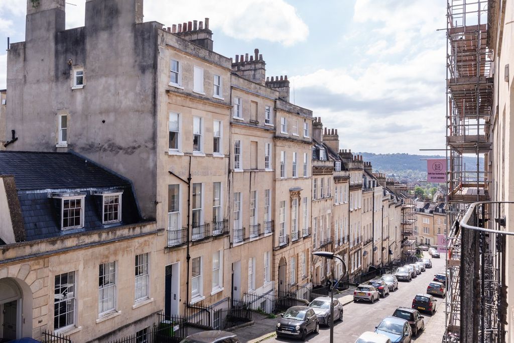 Additional image 8 of 2 bed flat for salePark Street, Bath BA1