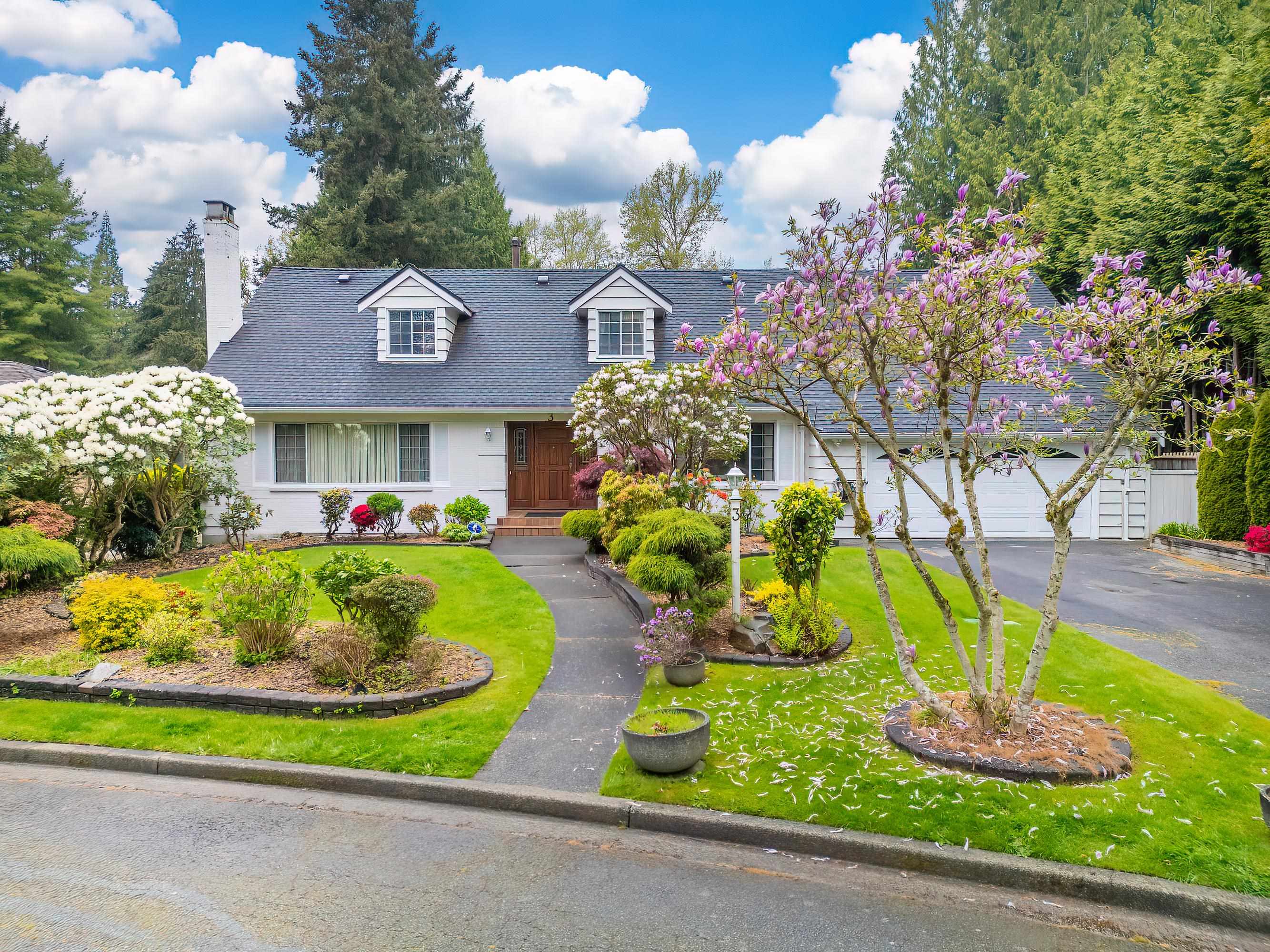 3 Sennok Crescent, Vancouver, BC, V6N 2E3