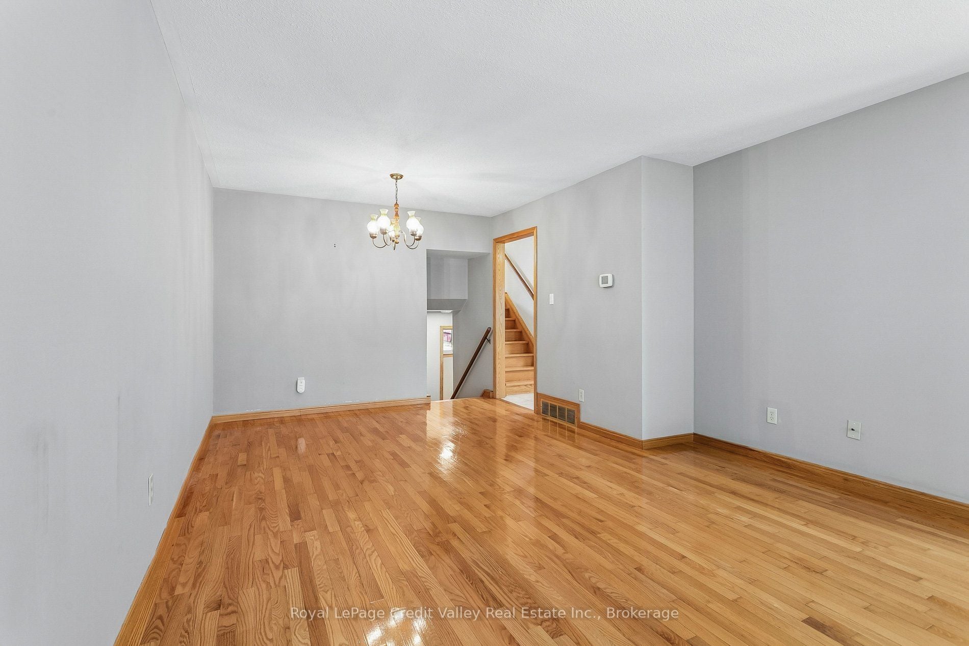 27 Grange Drive, Brampton, ON, L6X 2H1 photo 5