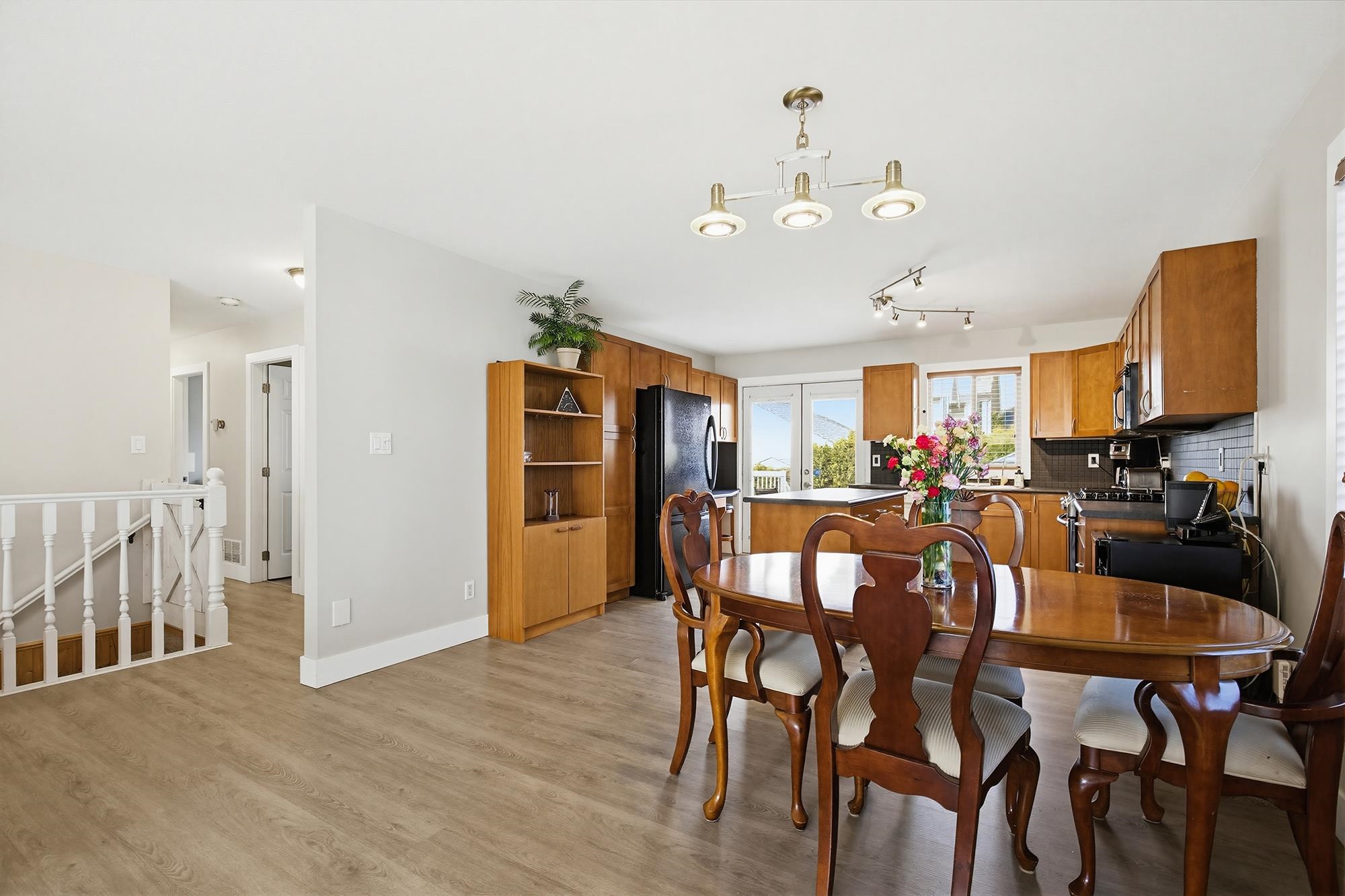Additional image 6 of 33275 Cherry Avenue, Mission, BC, V2V 2V3