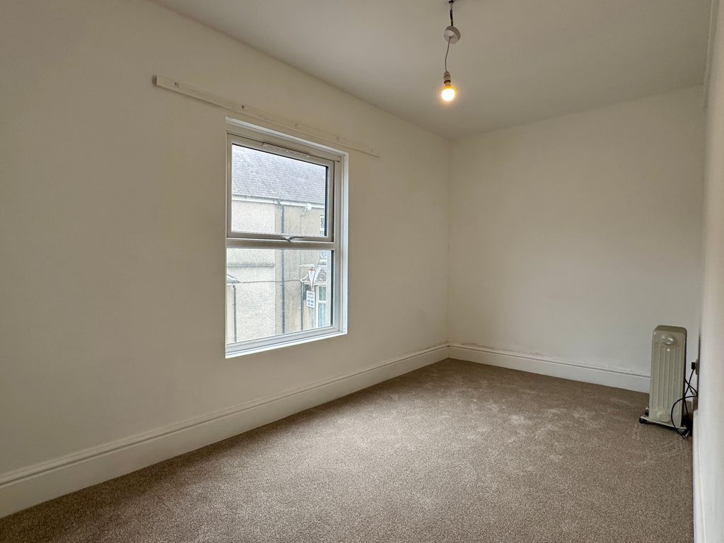 Additional image 6 of 2 bed flat to rentStation Road, Carmarthen SA33