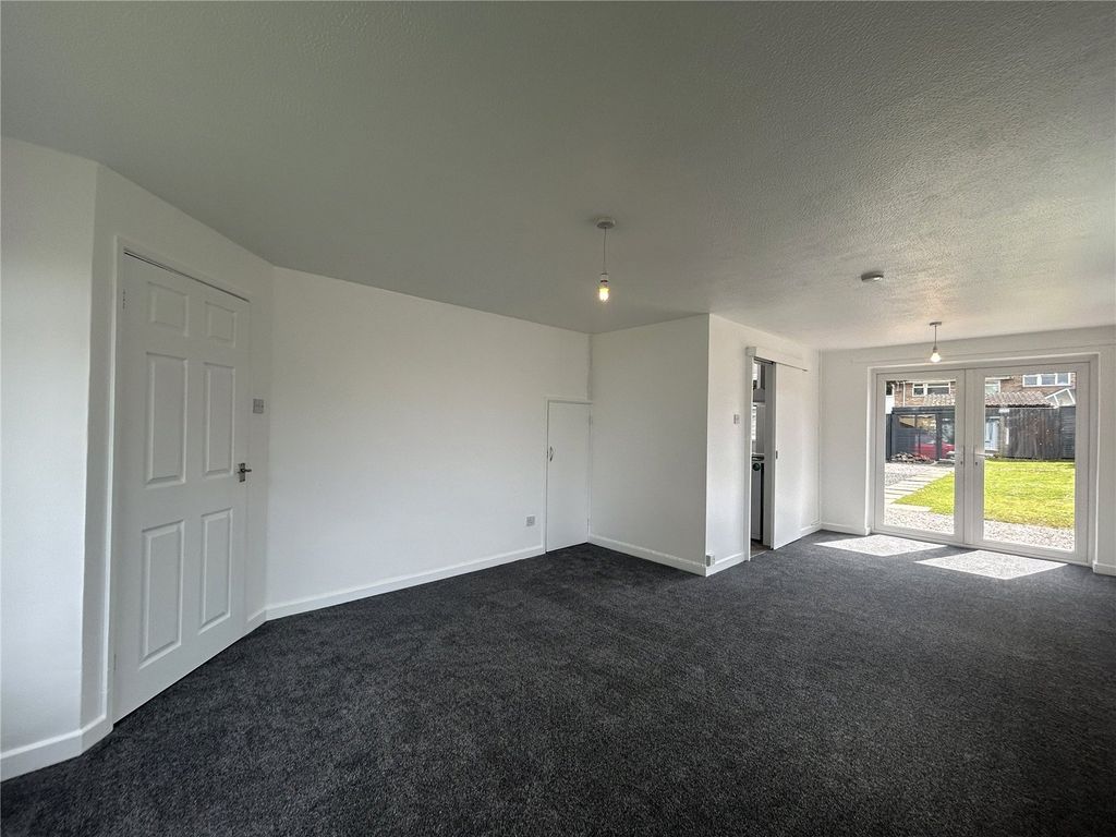 Additional image 2 of 3 bed end terrace house to rentLudlow Close, Bridgwater, Somerset TA6