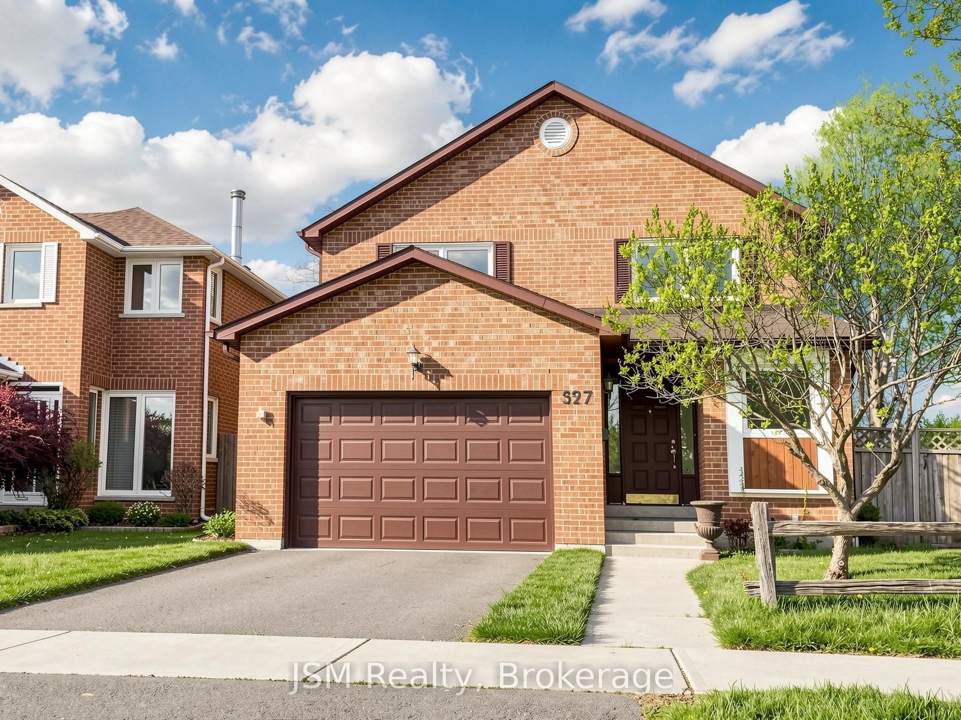Lower-577 Bud Gregory Boulevard, Mississauga, ON, L4Z 2L3