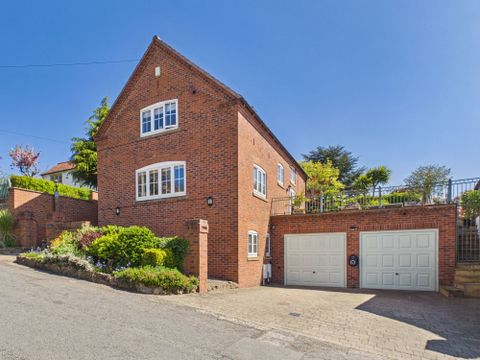 Green Lane, Lambley, Nottingham NG4