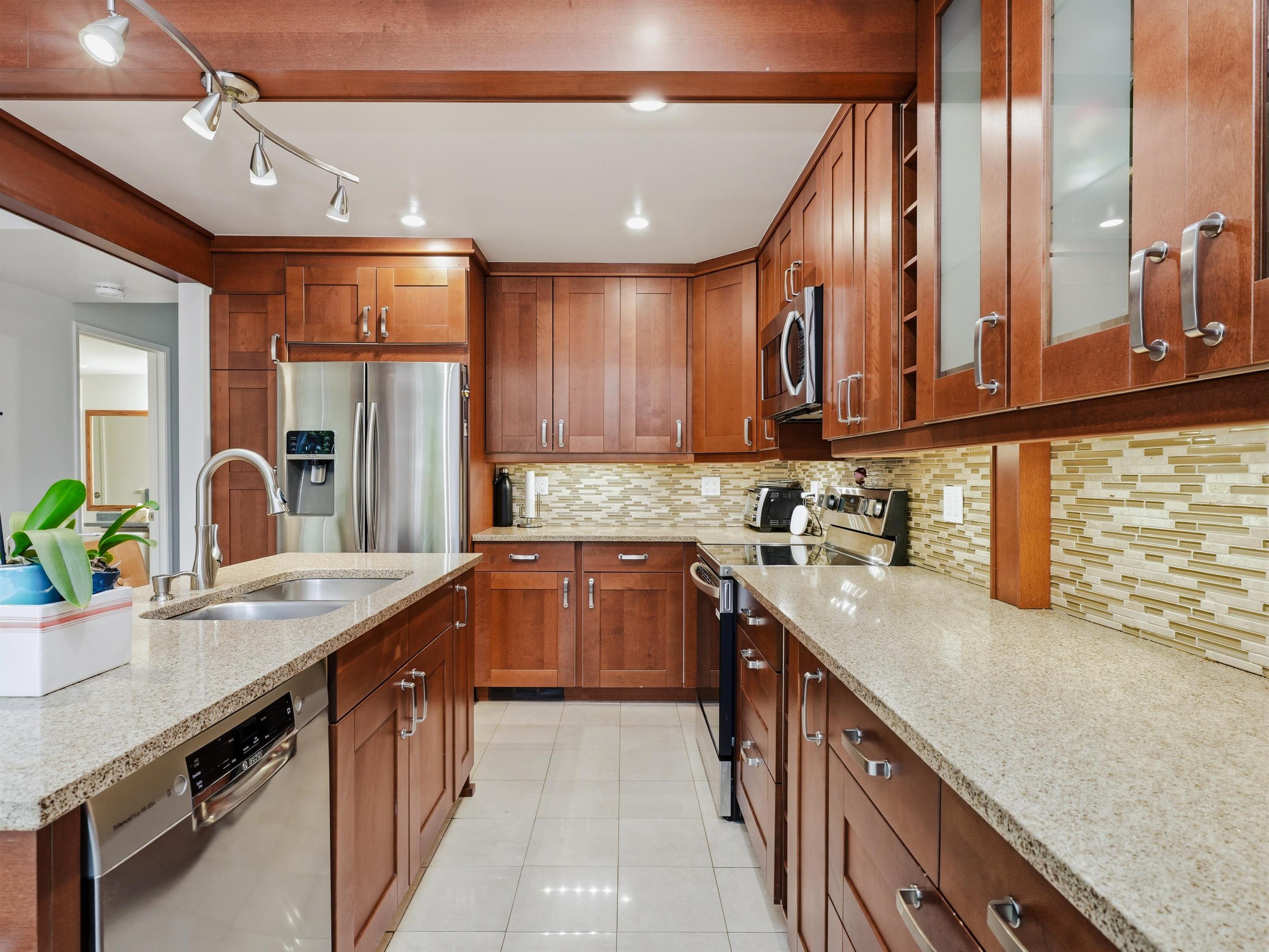 Additional image 4 of 3542 Hurst Place, Vancouver, BC, V5S 4C8