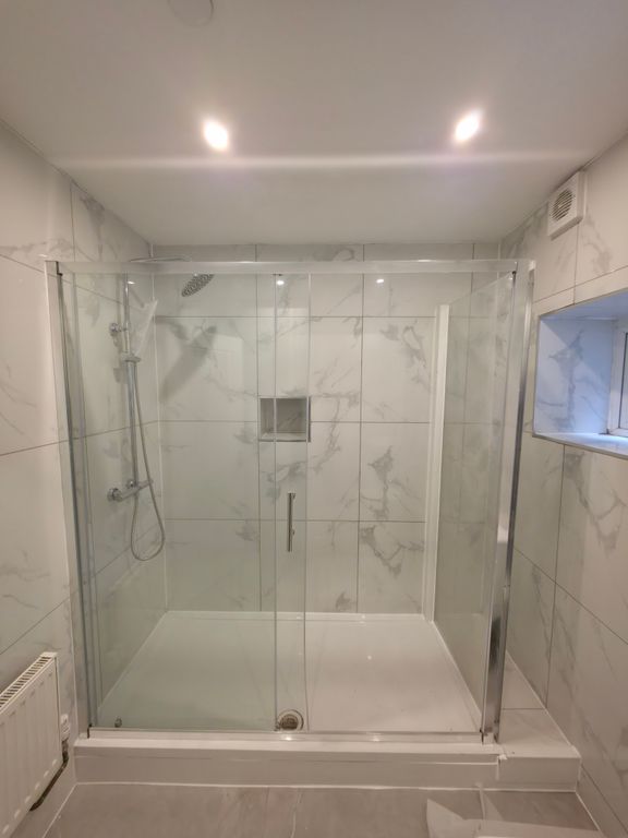 2 bed flat to rent52 Ystrad Road, Pentre CF41
