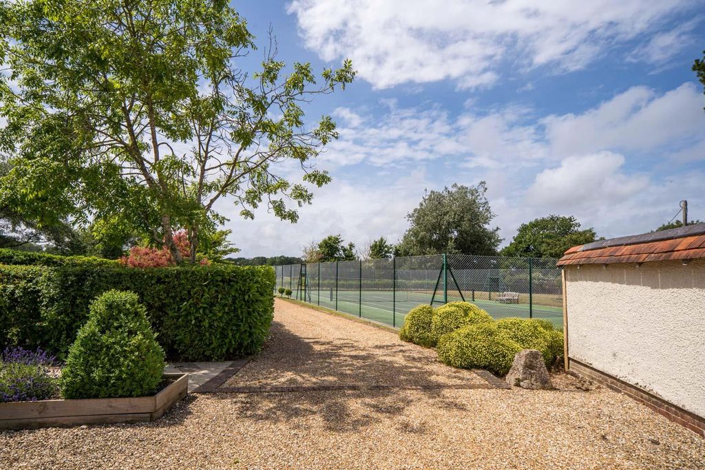 Additional image 39 of 6 bed detached house for saleCalbourne, Isle Of Wight PO30
