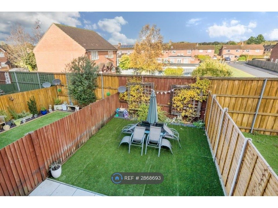 Additional image 8 of 4 bed terraced house to rentFaircross Court, Thatcham RG18