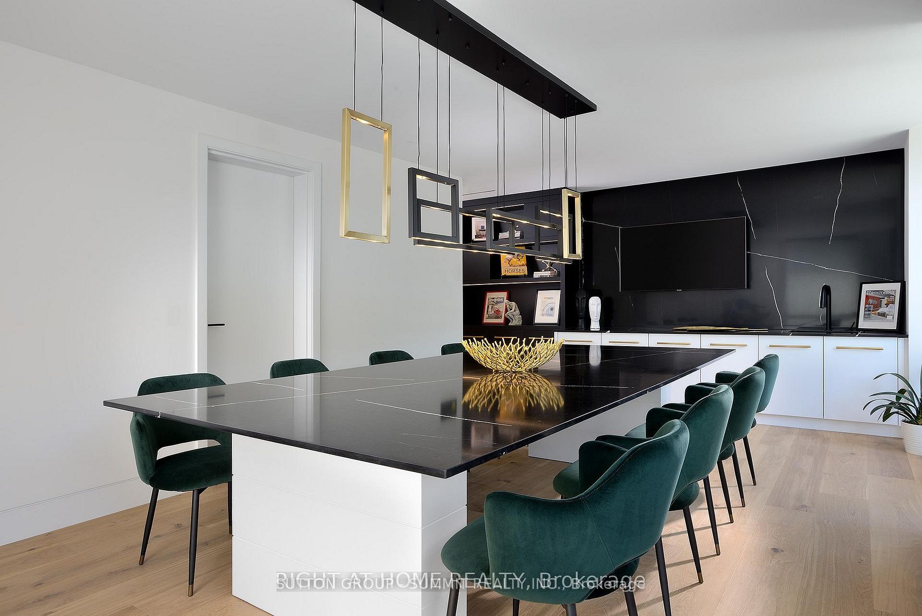 Additional image 5 of Main Floor-218 Jane Street, Toronto, ON, M6S 3Y9