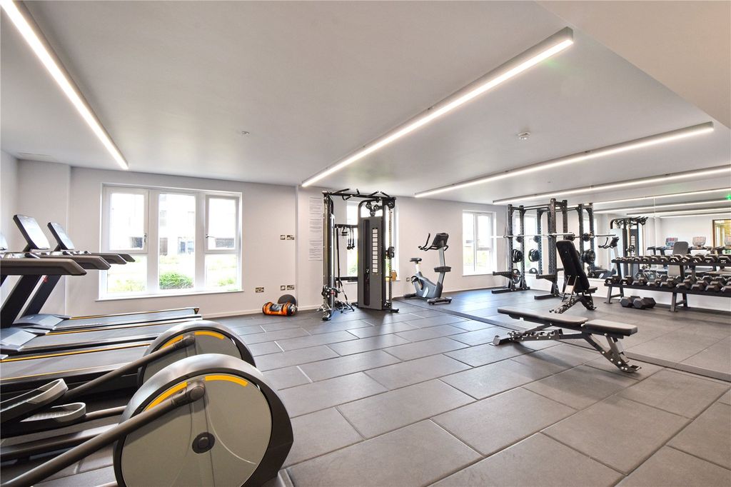 Additional image 14 of 2 bed flat to rentRunway Avenue, Patchway, Bristol, Gloucestershire BS34