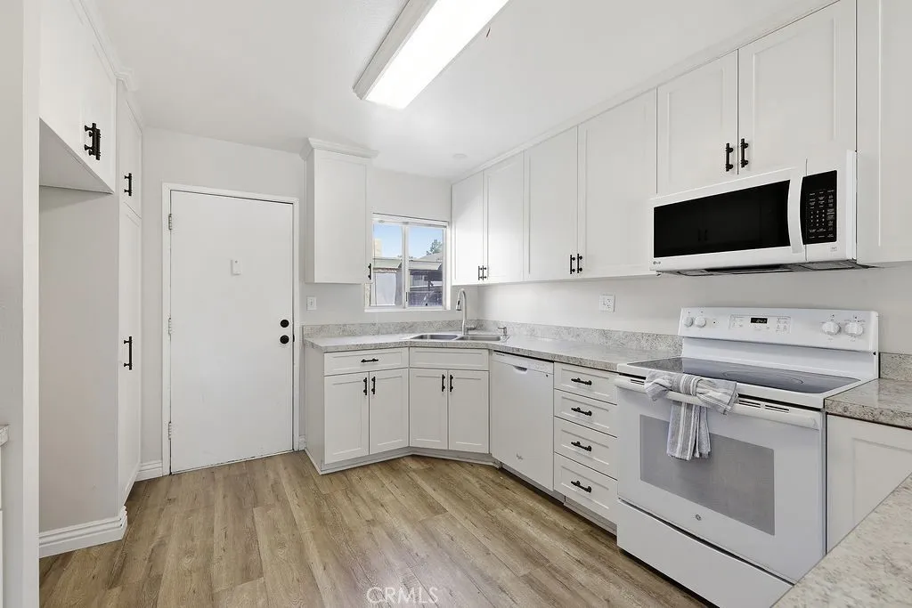 Additional image 12 of 24430 W Nicklaus Drive Unit L2, Valencia, CA 91355