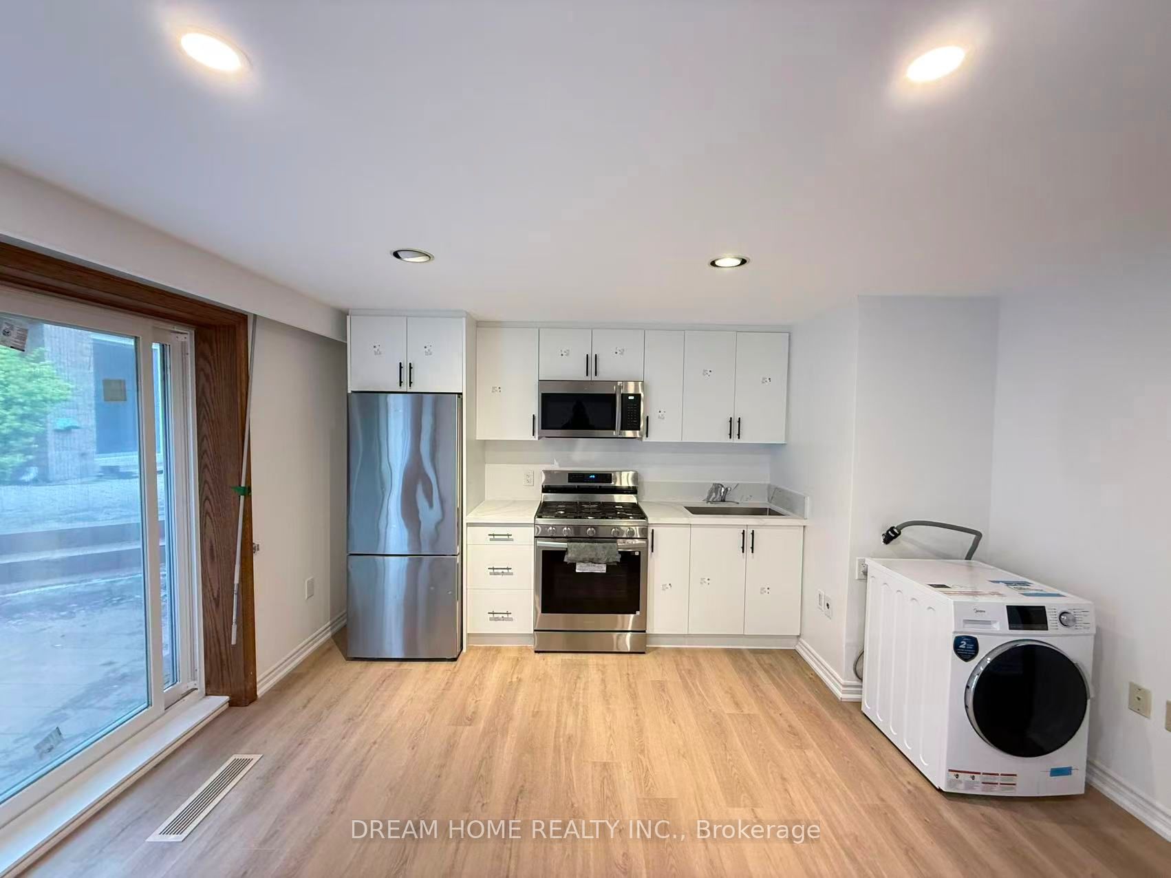 Additional image 3 of 368 Spring Garden Avenue, Toronto, ON, M2N 3H5