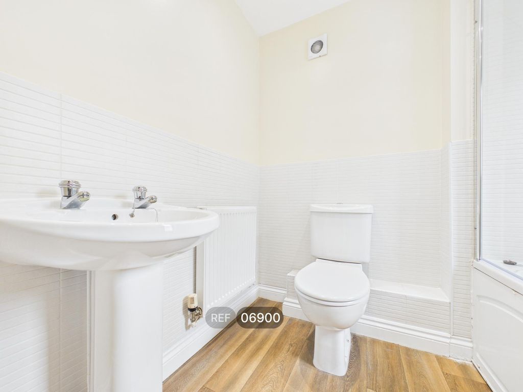 Additional image 20 of 4 bed detached house to rent64, East Of England Way, Peterborough PE2