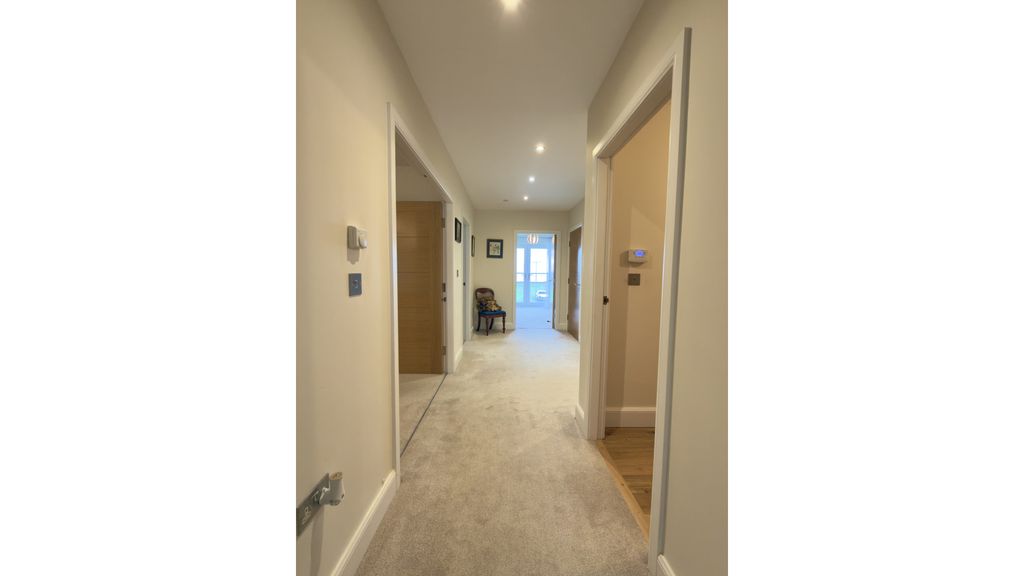 Additional image 5 of 3 bed flat for saleApt. 4 Lakeside Apartments, Park Road, Ramsey IM8
