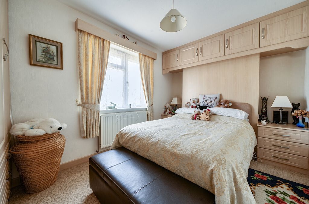 Additional image 16 of 4 bed semi-detached house for saleChesterfield, Chard, Somerset TA20
