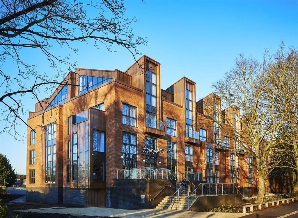 Additional image 6 of 1 bed flat to rentRoomzzz City - Grande York, York YO23