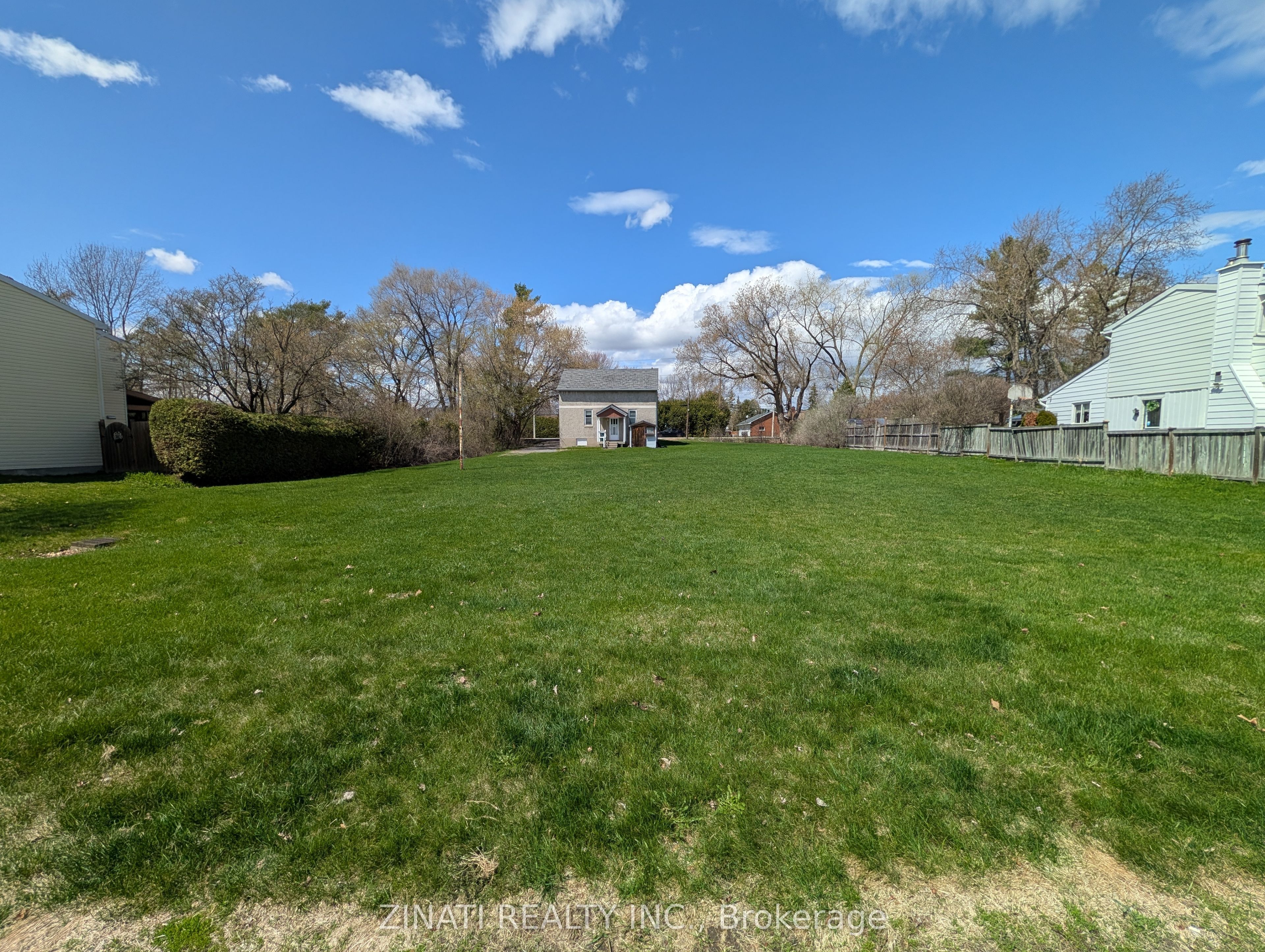 Additional image 5 of 2446 Innes Road, Ottawa, ON, K1B 3J9