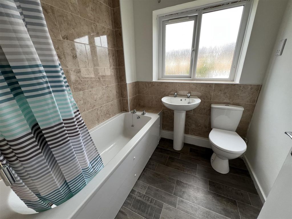 Additional image 3 of 3 bed semi-detached bungalow to rentChapel Lands, Alnwick NE66