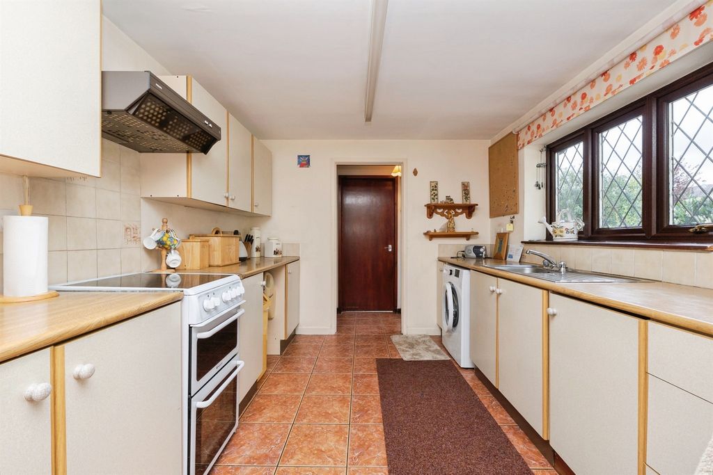Additional image 11 of 2 bed cottage for saleWest Street, Oldland Common, Bristol BS30
