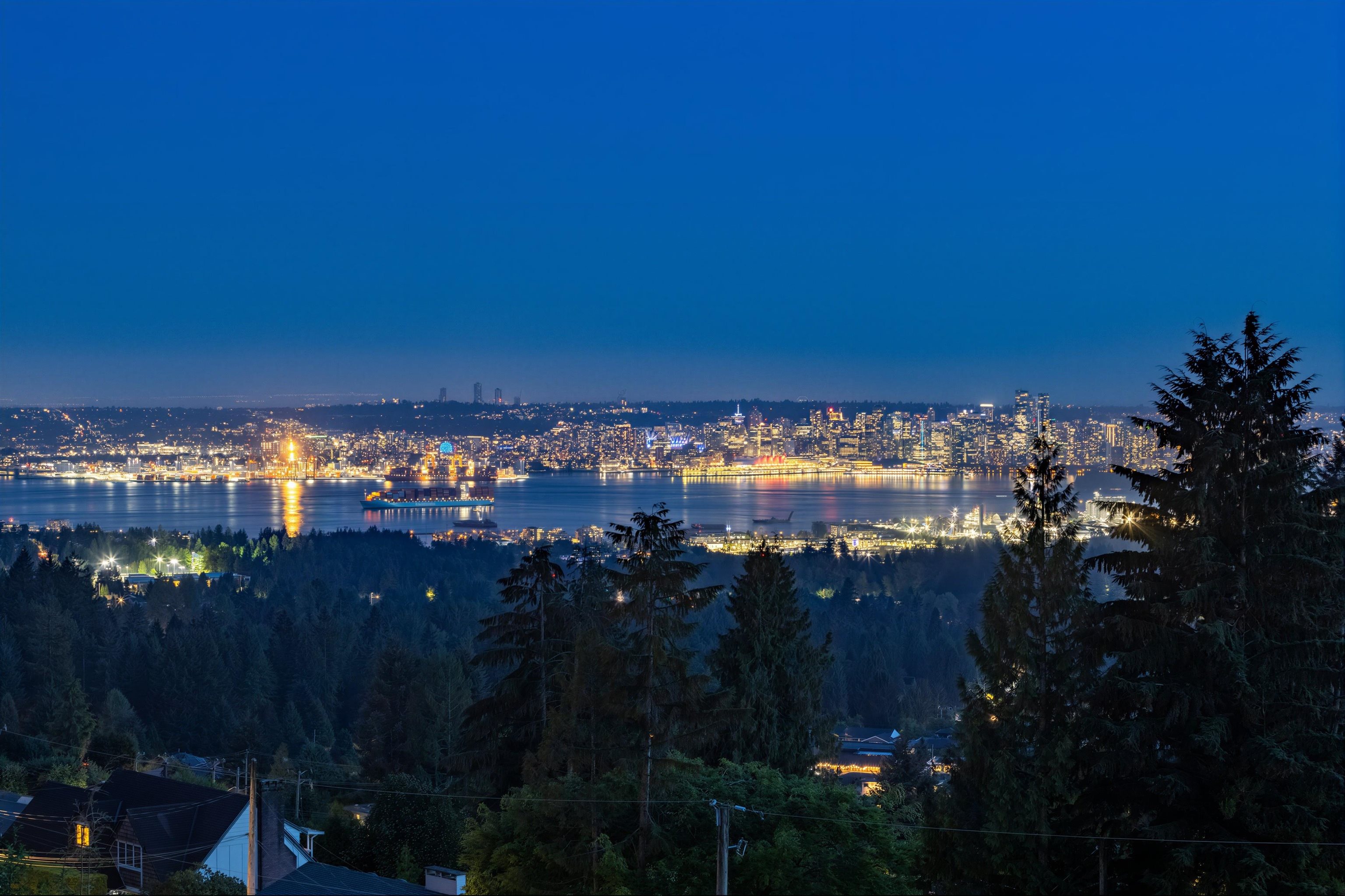 Additional image 2 of 383 Newdale Court, North Vancouver, BC, V7N 3H3