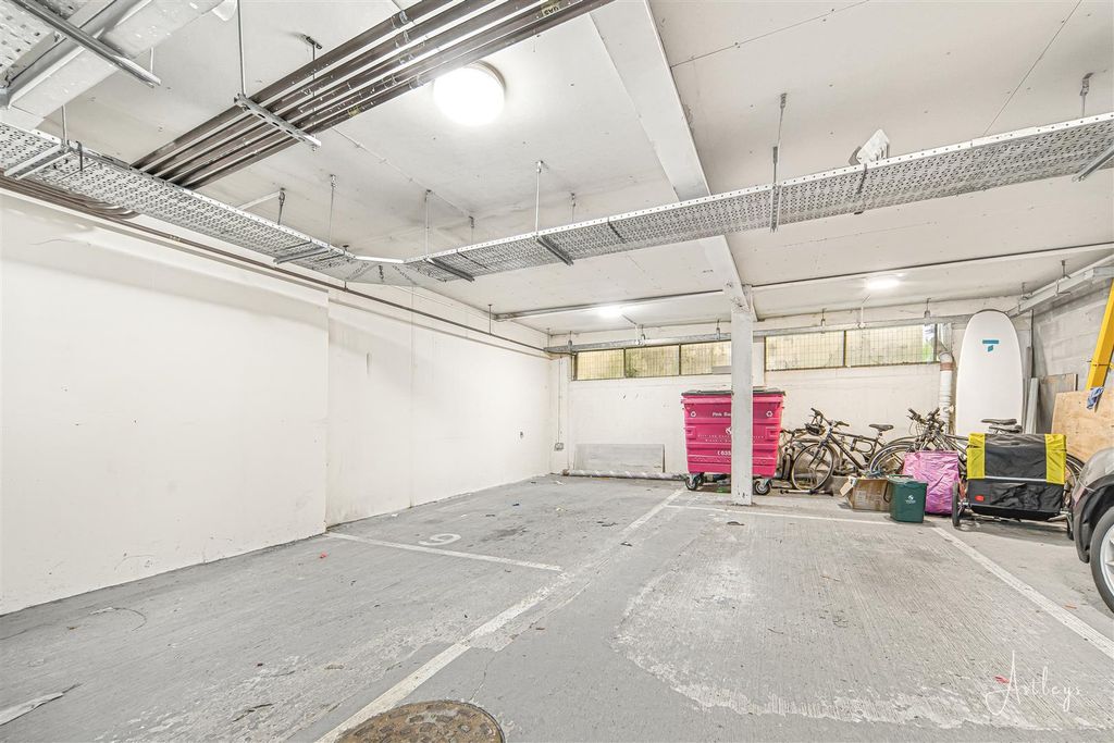 Additional image 17 of 1 bed flat for sale728 Mumbles Road, Mumbles, Swansea SA3