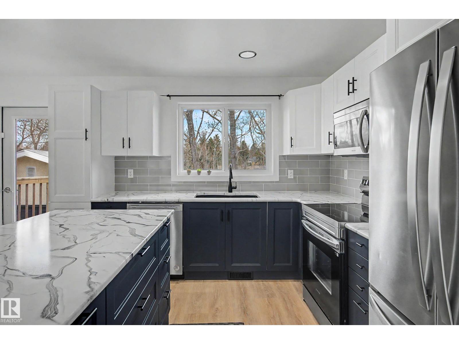 Additional image 3 of 1945 Glenmore Avenue, Sherwood Park, AB, T8A0X6